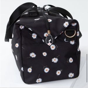 🌼 alice + olivia // daisy duffel bag